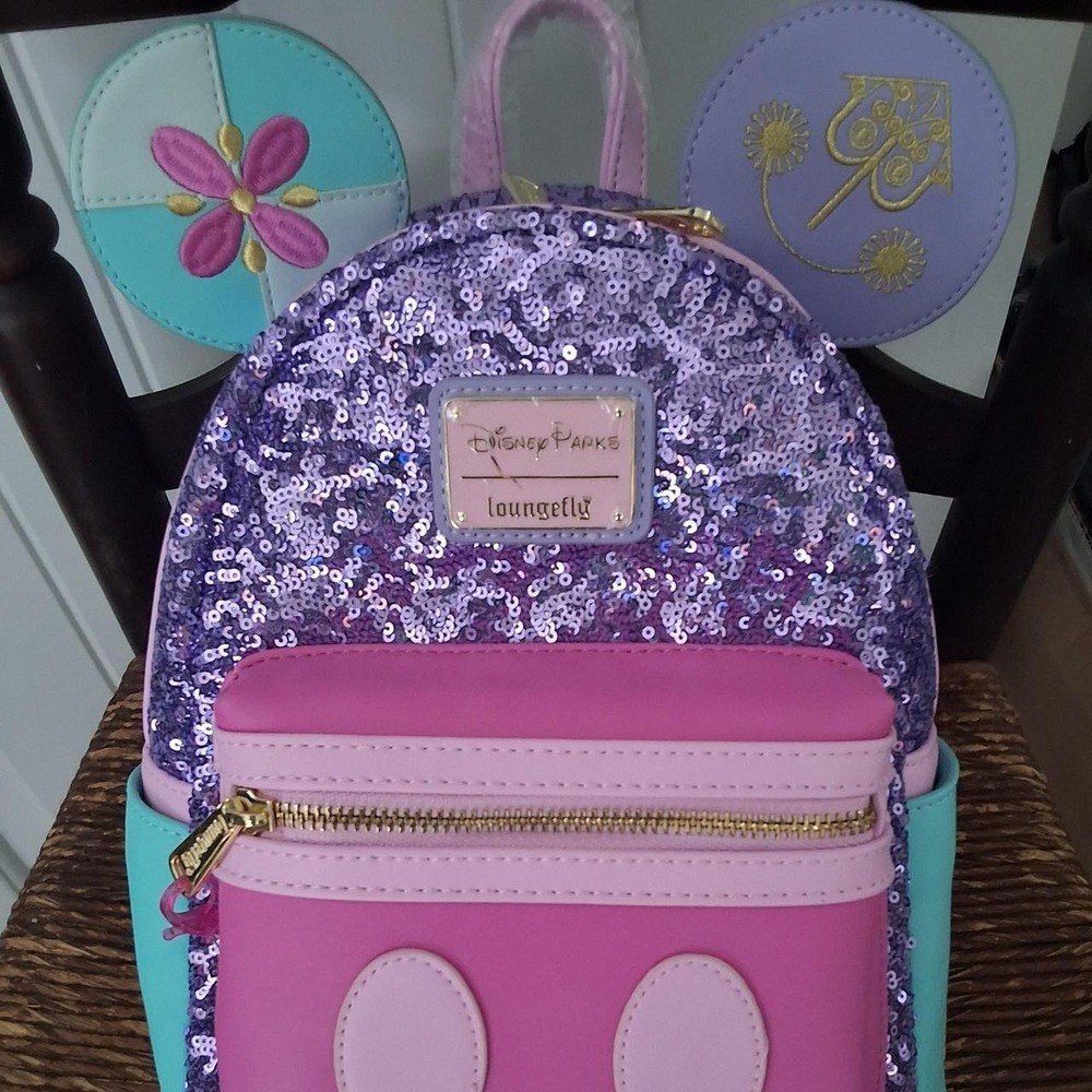 It's a small world Disney loungefly nwt
